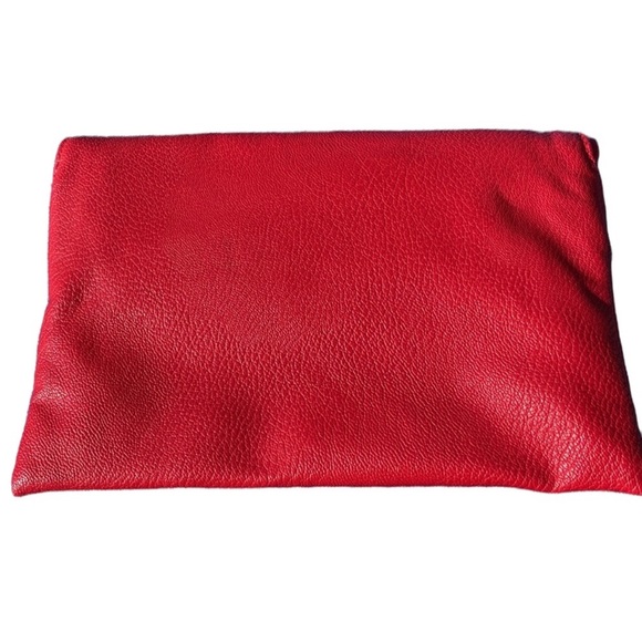 Selena Gomez Dream Out Loud By Selena Gomez Red Clutch - Picture 10 of 10